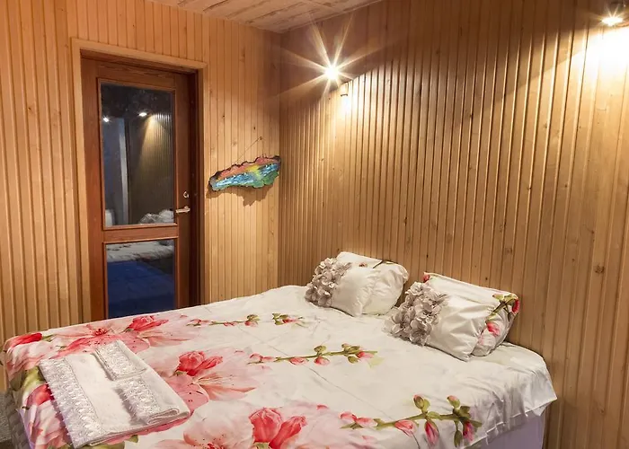 Tuisuliiva Holiday House